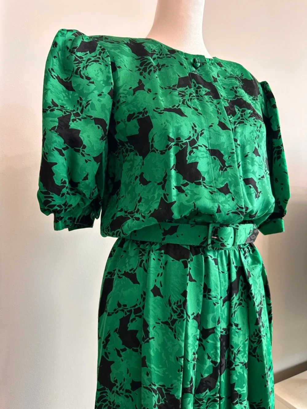 Vintage Silk Maggy London Emerald Green Dress - Picture 7 of 12